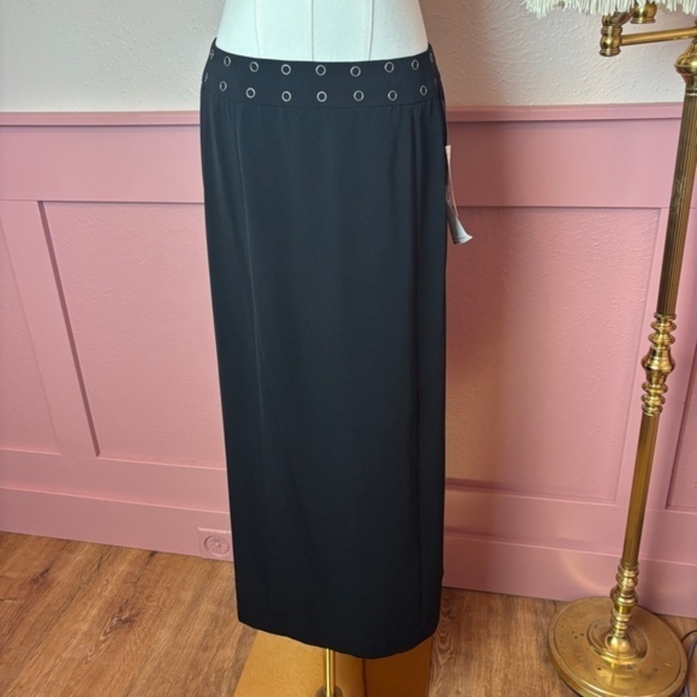 goth fairy grunge grommet vintage skirt
norton petites
sz 10p
black
nwt